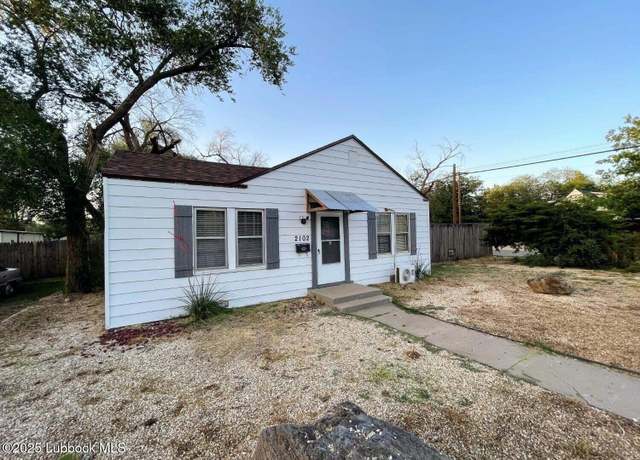 Property at 2102 25th St, Lubbock, TX 79411, 2 beds, 1 bath