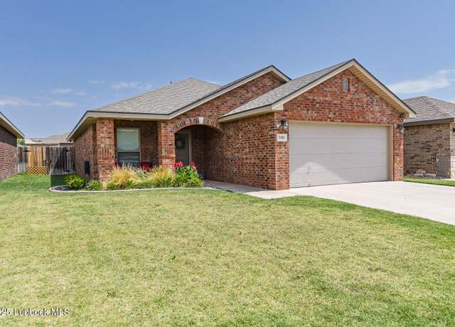 Property at 7404 105th St, Lubbock, TX 79424, 3 beds, 2 baths