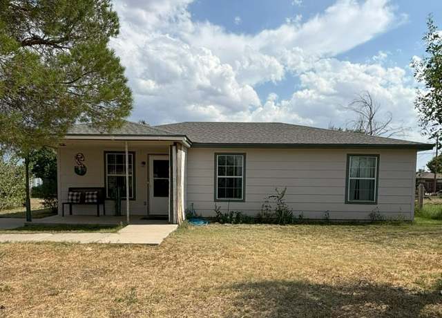 Property at 209 E 6th St, Olton, TX 79064, 3 beds, 1 bath