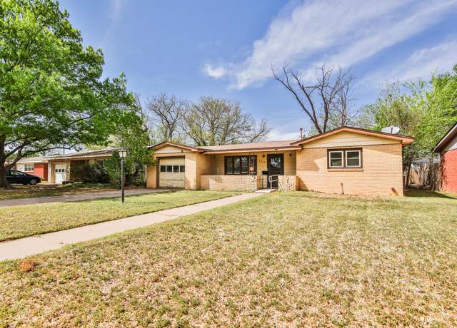 Property at 2818 53rd St, Lubbock, TX 79413, 2 beds, 2 baths
