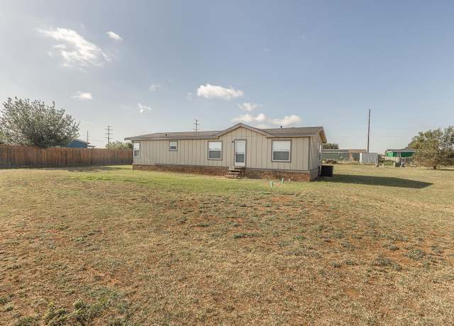 Property at 1609 County Rd 7230, Lubbock, TX 79423, 3 beds, 2 baths