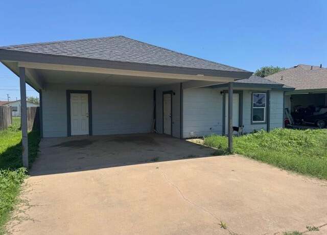 Property at 817 Ute Ave, Lubbock, TX 79403, 3 beds, 1 bath