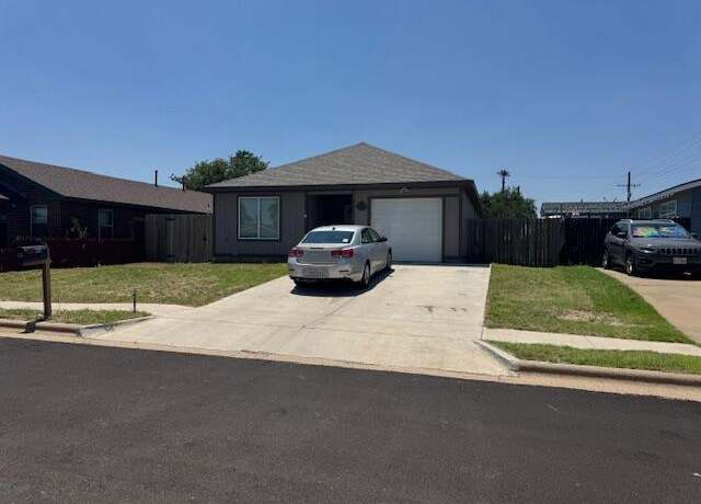 Property at 321 N Sherman Ave, Lubbock, TX 79415, 3 beds, 2 baths