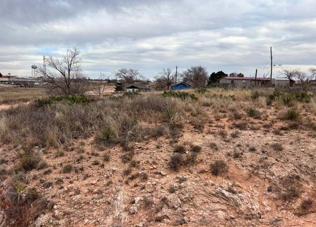Property at 504 S 10th, Brownfield, TX 79316