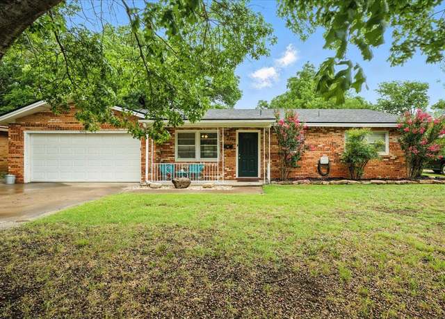 Property at 3706 47th St, Lubbock, TX 79413, 3 beds, 2 baths