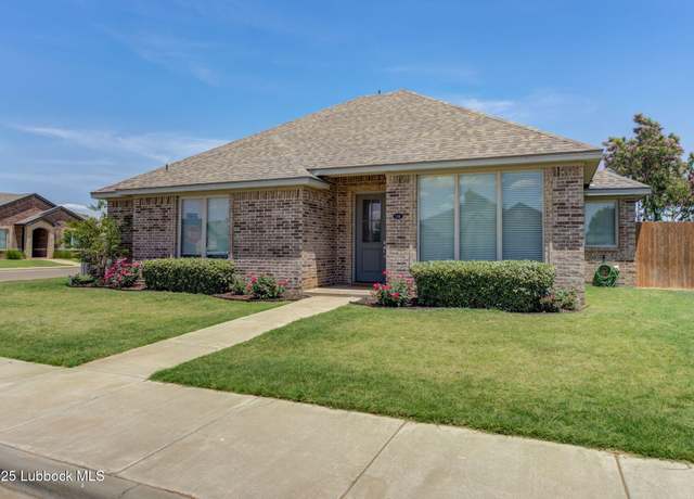 Property at 136 Preston Hollow Ln, Wolfforth, TX 79382, 3 beds, 2.5 baths