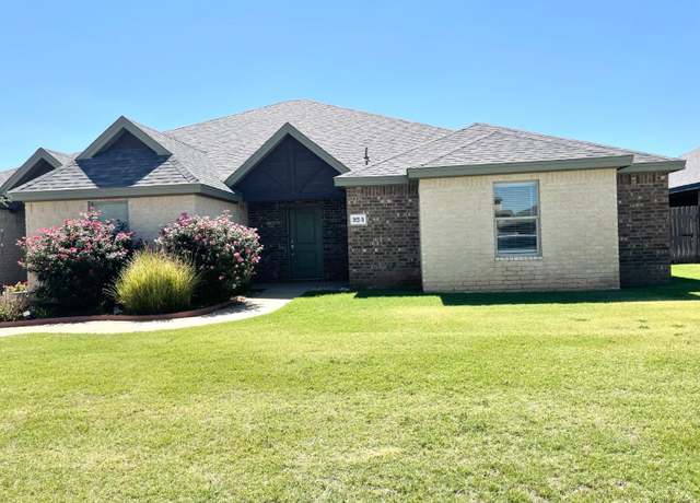 Property at 3821 133rd St, Lubbock, TX 79423, 6 beds, 4 baths