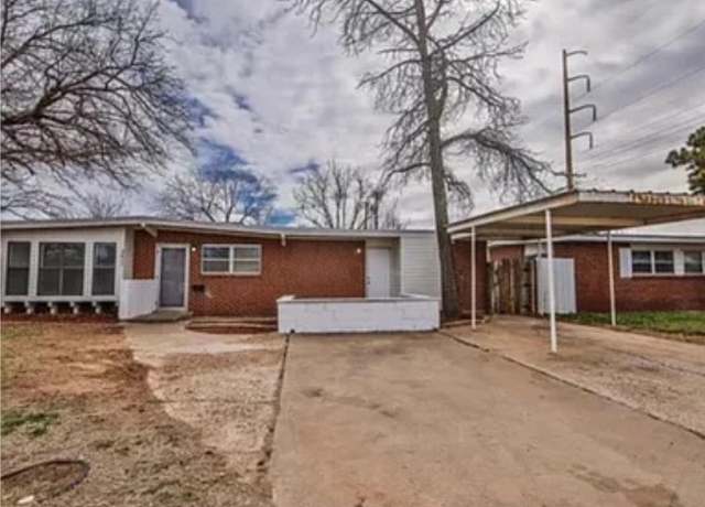 Property at 2835 65th St, Lubbock, TX 79413, 3 beds, 2 baths