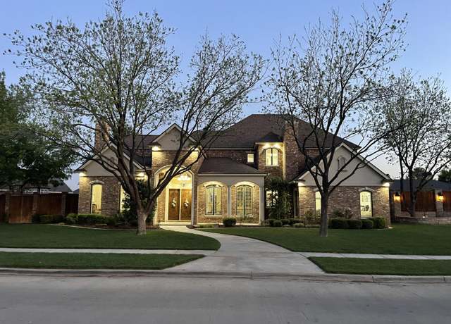 Property at 4009 109th St, Lubbock, TX 79423, 4 beds, 4.5 baths