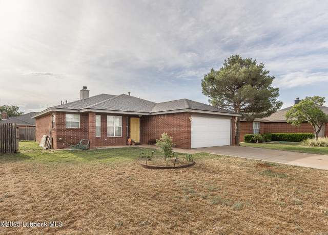 Property at 401 Oshkosh Ave, Lubbock, TX 79416, 3 beds, 2 baths