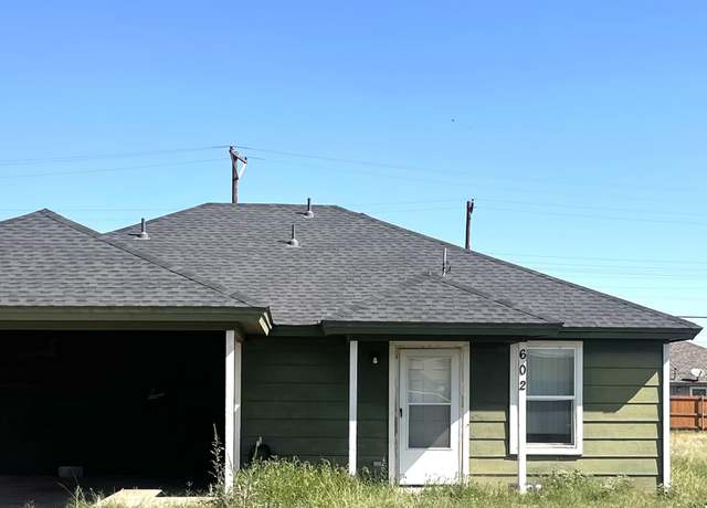 Property at 602 43rd St, Lubbock, TX 79404, 3 beds, 1.5 baths