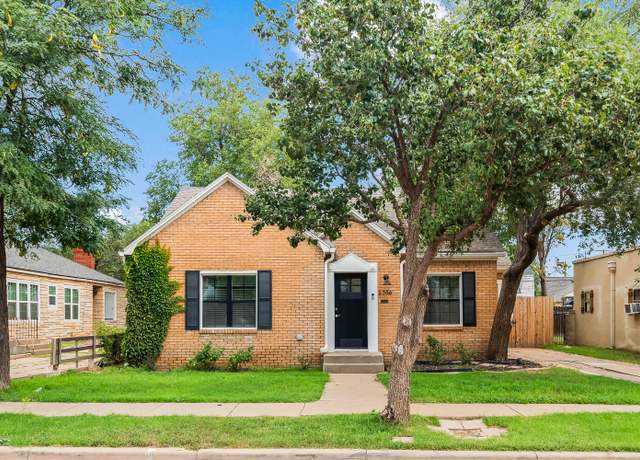 Property at 2306 14th St, Lubbock, TX 79401, 4 beds, 2 baths