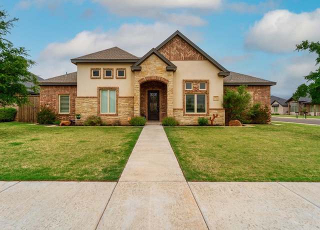 Property at 624 N 10th St, Wolfforth, TX 79382, 4 beds, 3 baths