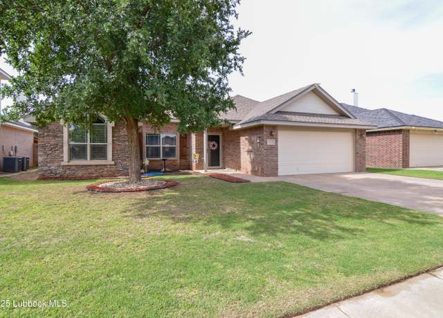 Property at 5901 102nd St, Lubbock, TX 79424, 3 beds, 2 baths