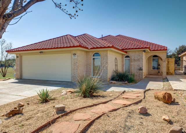 Property at 2707 Regis St, Lubbock, TX 79415, 3 beds, 2 baths