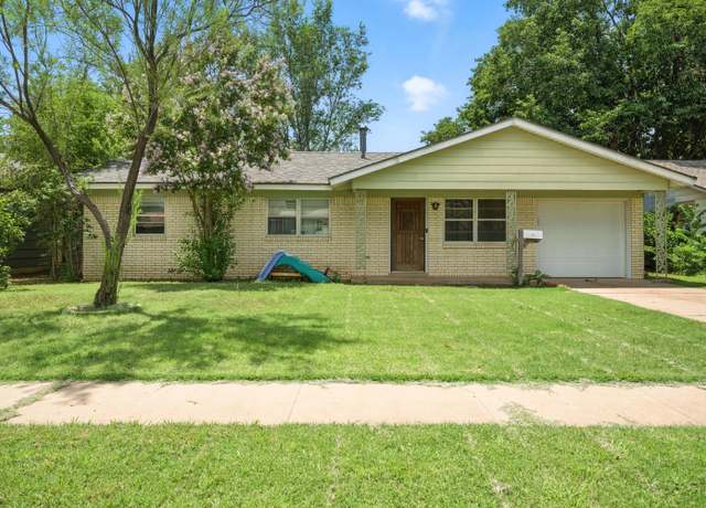 Property at 4615 46th St, Lubbock, TX 79414, 3 beds, 2 baths