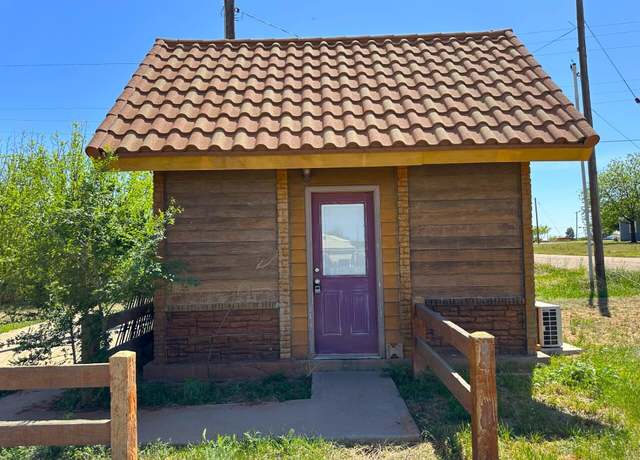 Property at 416 Cowan Ave, Spur, TX 79370, 1 bed, 1 bath