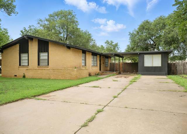 Property at 3016 55th St, Lubbock, TX 79413, 3 beds, 1.5 baths