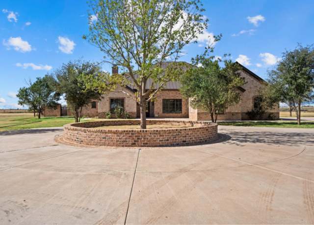 Property at 7901 N County Rd 2140, Lubbock, TX 79415, 4 beds, 3.5 baths