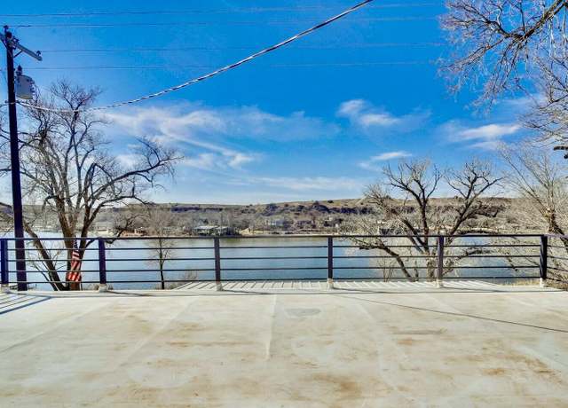 Property at 69 Pony Express Trl, Lubbock, TX 79404, 4 beds, 3 baths