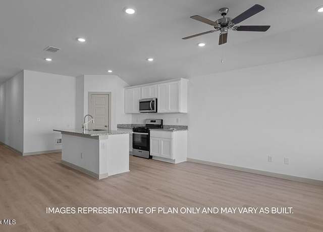 Property at 604 14th St, Lubbock, TX 79401, 4 beds, 2 baths