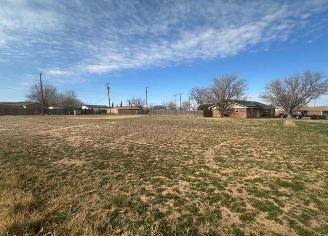 Property at 2312 Globe Ave, Lubbock, TX 79404