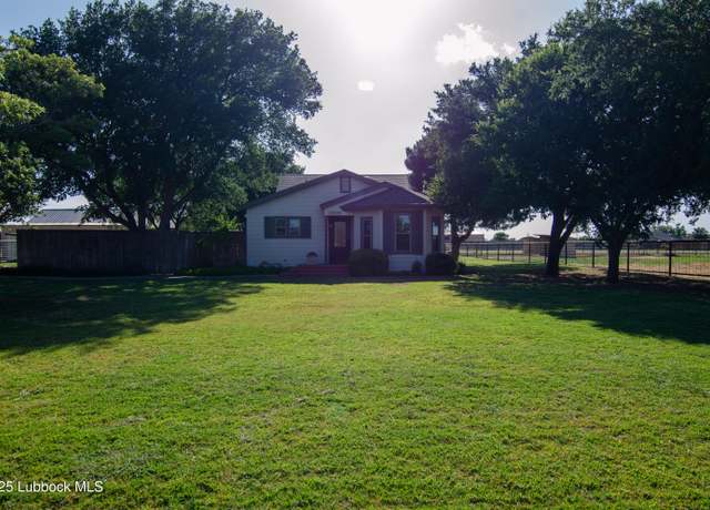 Property at 12220 Chicago Ave, Lubbock, TX 79424, 3 beds, 2 baths