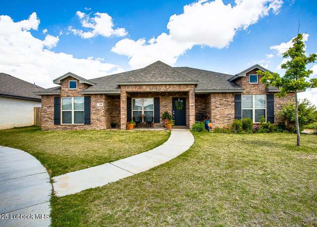 Property at 130 Augustine Ct, Wolfforth, TX 79382, 3 beds, 2 baths