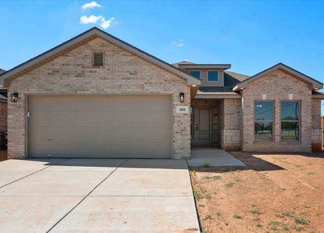 Property at 301 E 24th St, Wolfforth, TX 79382, 3 beds, 2 baths