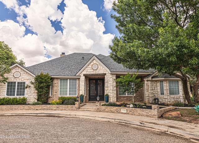 Property at 1510 Lancelot Ave, Wolfforth, TX 79382, 4 beds, 2.5 baths