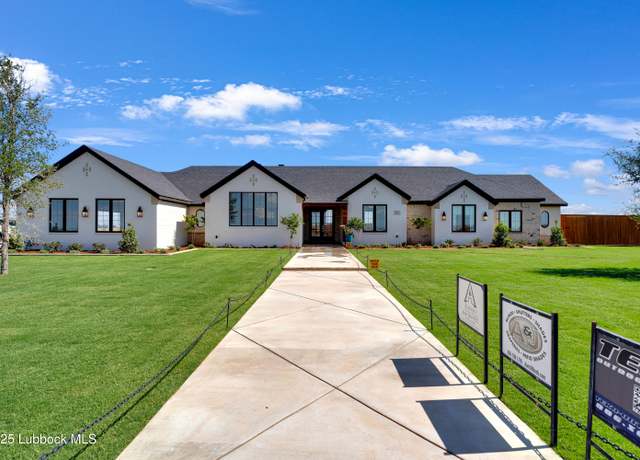 Property at 9501 County Rd 7615, Wolfforth, TX 79382, 4 beds, 3 baths