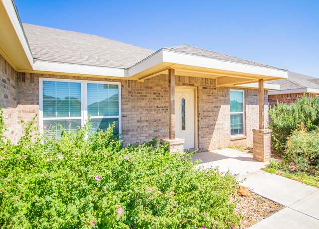 Property at 8808 14th St, Lubbock, TX 79416, 3 beds, 2 baths