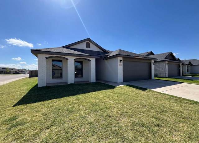Property at 13701 Avenue R, Lubbock, TX 79423, 3 beds, 2 baths