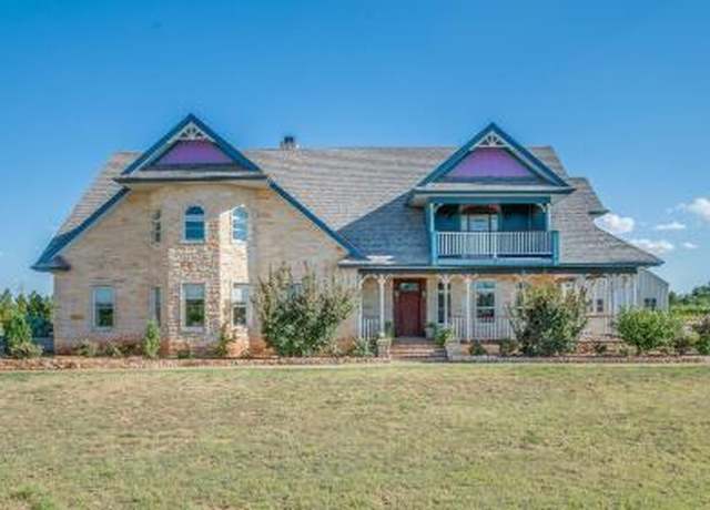 Property at 5523 Woodrow Rd, Lubbock, TX 79424, 5 beds, 5.5 baths