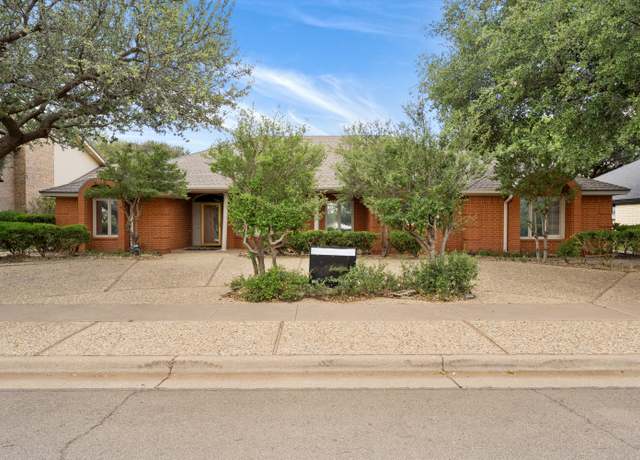 Property at 3803 93rd St, Lubbock, TX 79423, 3 beds, 2 baths