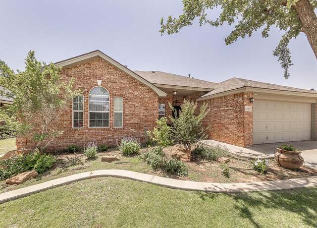 Property at 6717 7th St, Lubbock, TX 79416, 3 beds, 2 baths