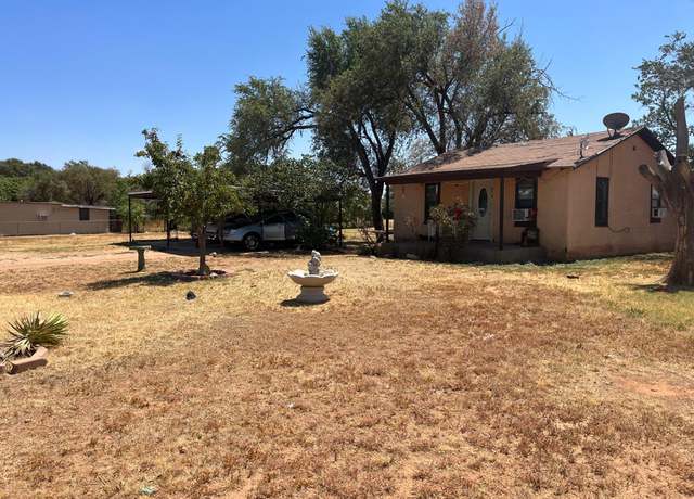 Photo of 914 E 52nd St, Lubbock, TX 79404