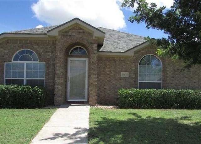 Property at 4805 Jarvis St, Lubbock, TX 79416, 3 beds, 2 baths