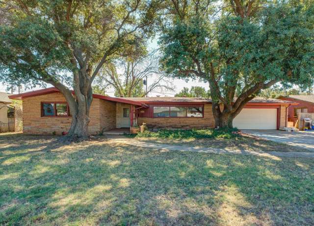 Property at 2503 53rd St, Lubbock, TX 79413, 3 beds, 2 baths