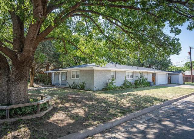 Property at 3702 39th St, Lubbock, TX 79413, 3 beds, 2.5 baths