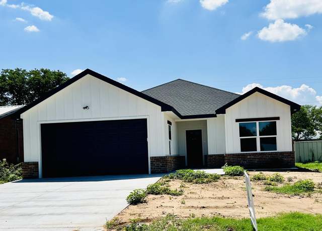 Property at 407 Ave. M, Abernathy, TX 79311, 3 beds, 2 baths