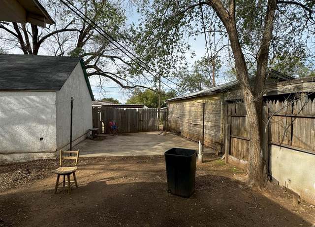 Property at 1802 38th St, Lubbock, TX 79412, 2 beds, 2 baths