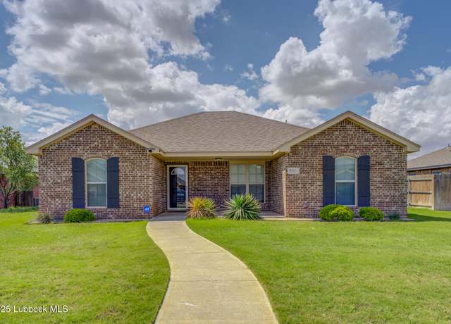 Property at 5207 Jarvis St, Lubbock, TX 79416, 3 beds, 2 baths