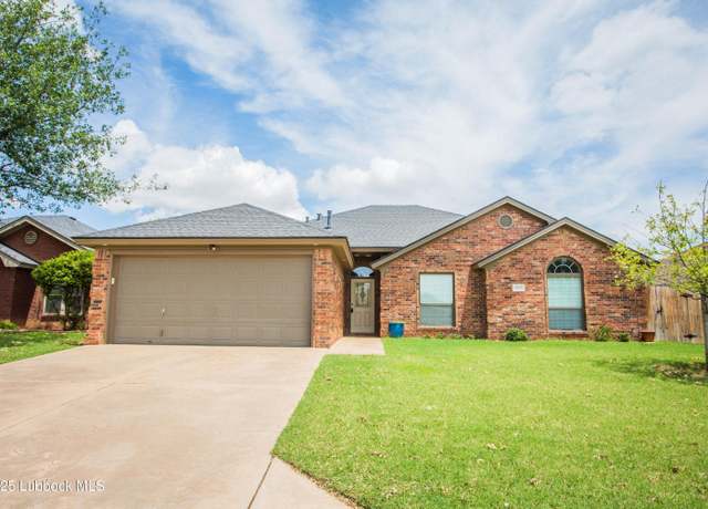 Property at 5606 101st St, Lubbock, TX 79424, 3 beds, 2 baths
