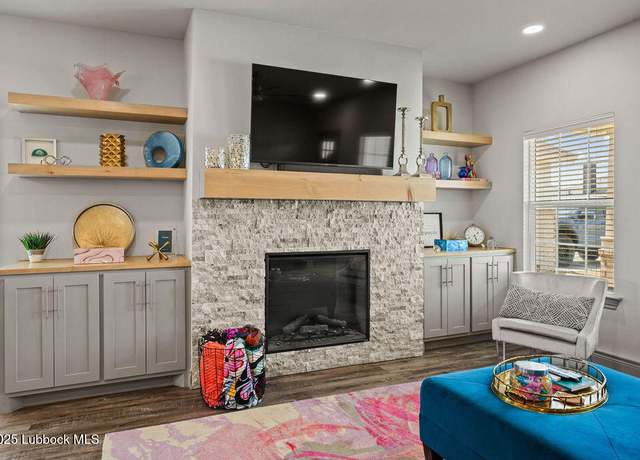 Property at 902 N Fulton Ave, Lubbock, TX 79416, 4 beds, 3 baths