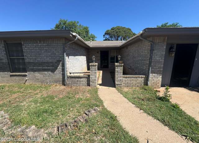 Property at 4818 9th St, Lubbock, TX 79416, 3 beds, 2 baths
