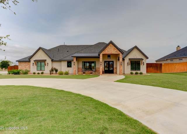 Property at 912 N Private Rd 1735, Lubbock, TX 79416, 4 beds, 3.5 baths