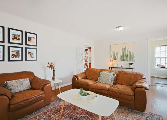 Property at 2212 27th St, Lubbock, TX 79411, 2 beds, 1 bath