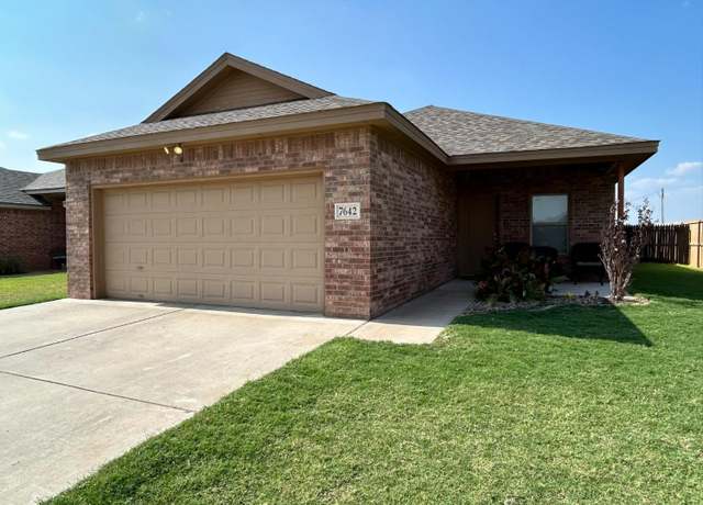 Property at 7642 85th St, Lubbock, TX 79424, 3 beds, 2 baths