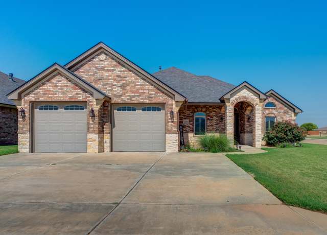 Property at 135 Berkshire Ave, Wolfforth, TX 79382, 4 beds, 2 baths